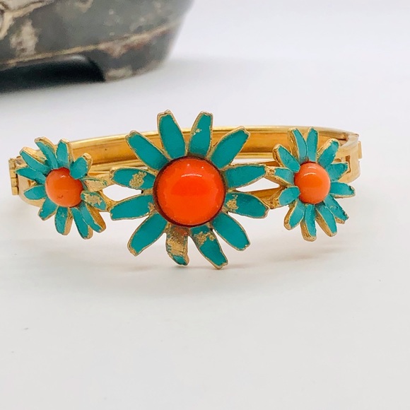 Vintage Weiss Flower Mod Bracelet 🌸 - Picture 11 of 13